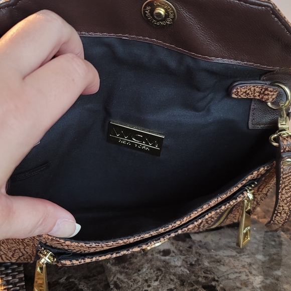 WCM New York Wristlet - Picture 4 of 6